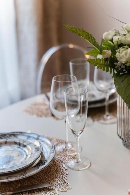 L'Elegant - Cosy, Design Et Charme En Hypercentre Apartment Dijon Ngoại thất bức ảnh