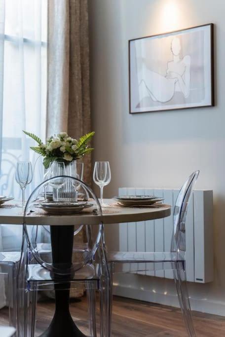 L'Elegant - Cosy, Design Et Charme En Hypercentre Apartment Dijon Ngoại thất bức ảnh